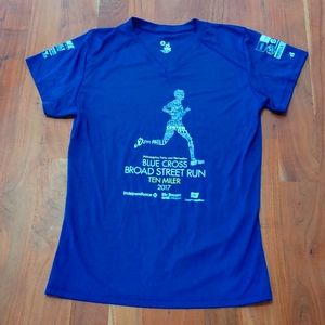 Broad Street Run 2017 Women's medium Blue Cross running athletic shirt, like new